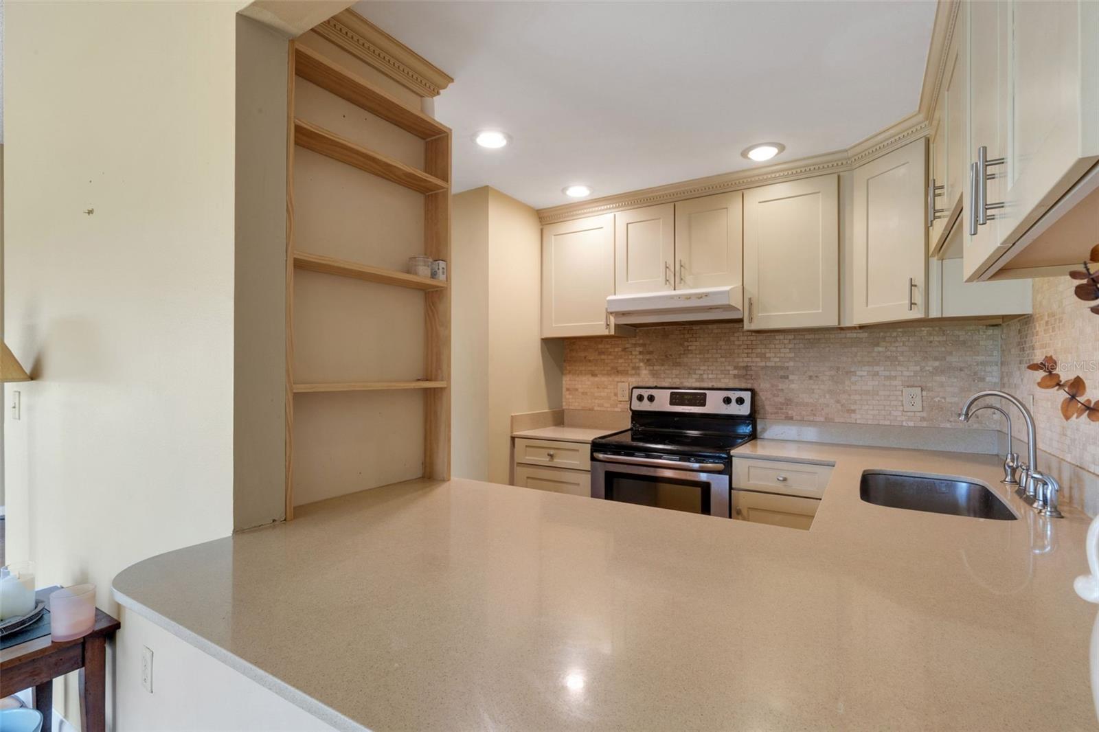 WEDGEWOOD COMMONS - Residential