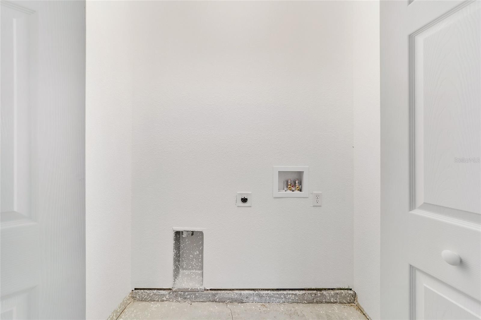 SABAL PARK - Residential