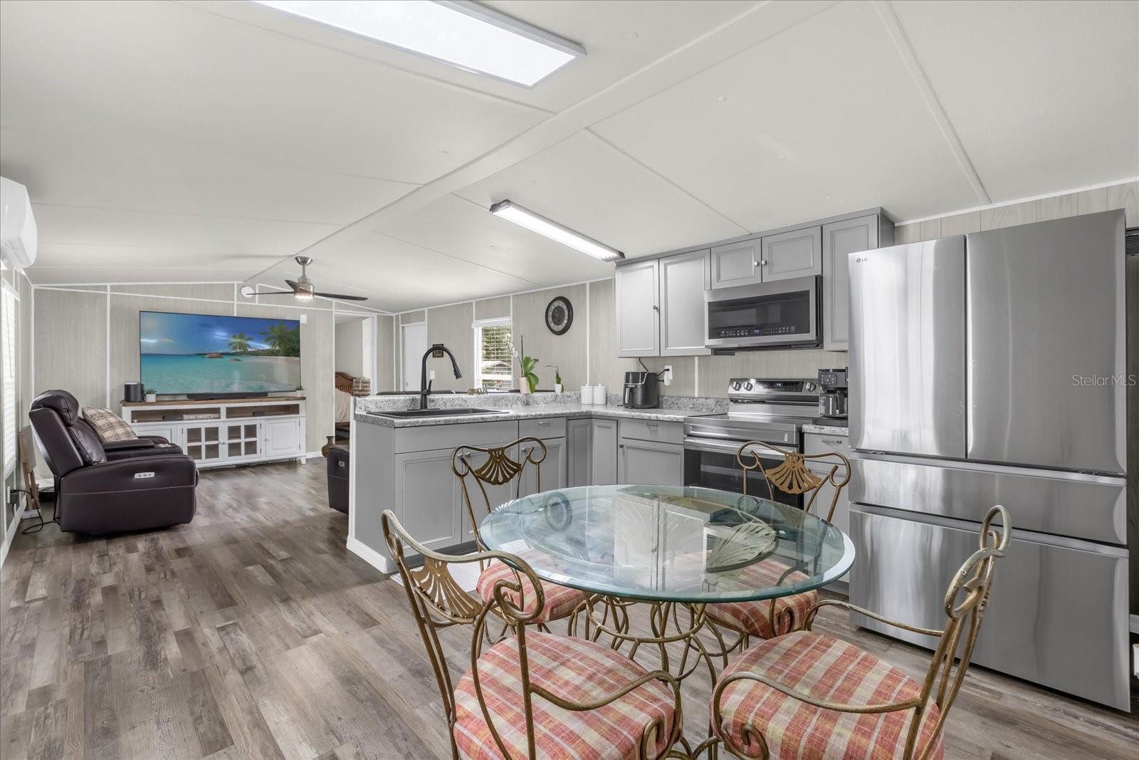 WAGON WHEEL MOBILE HOME PARK - Residential