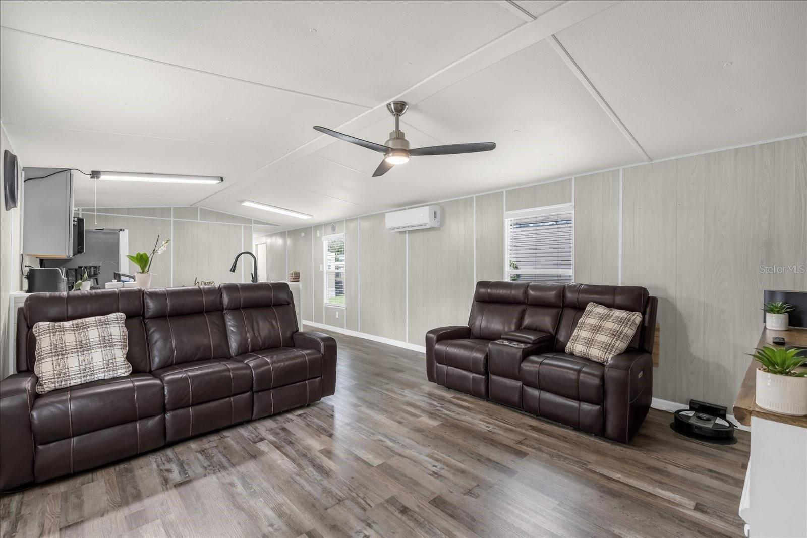 WAGON WHEEL MOBILE HOME PARK - Residential