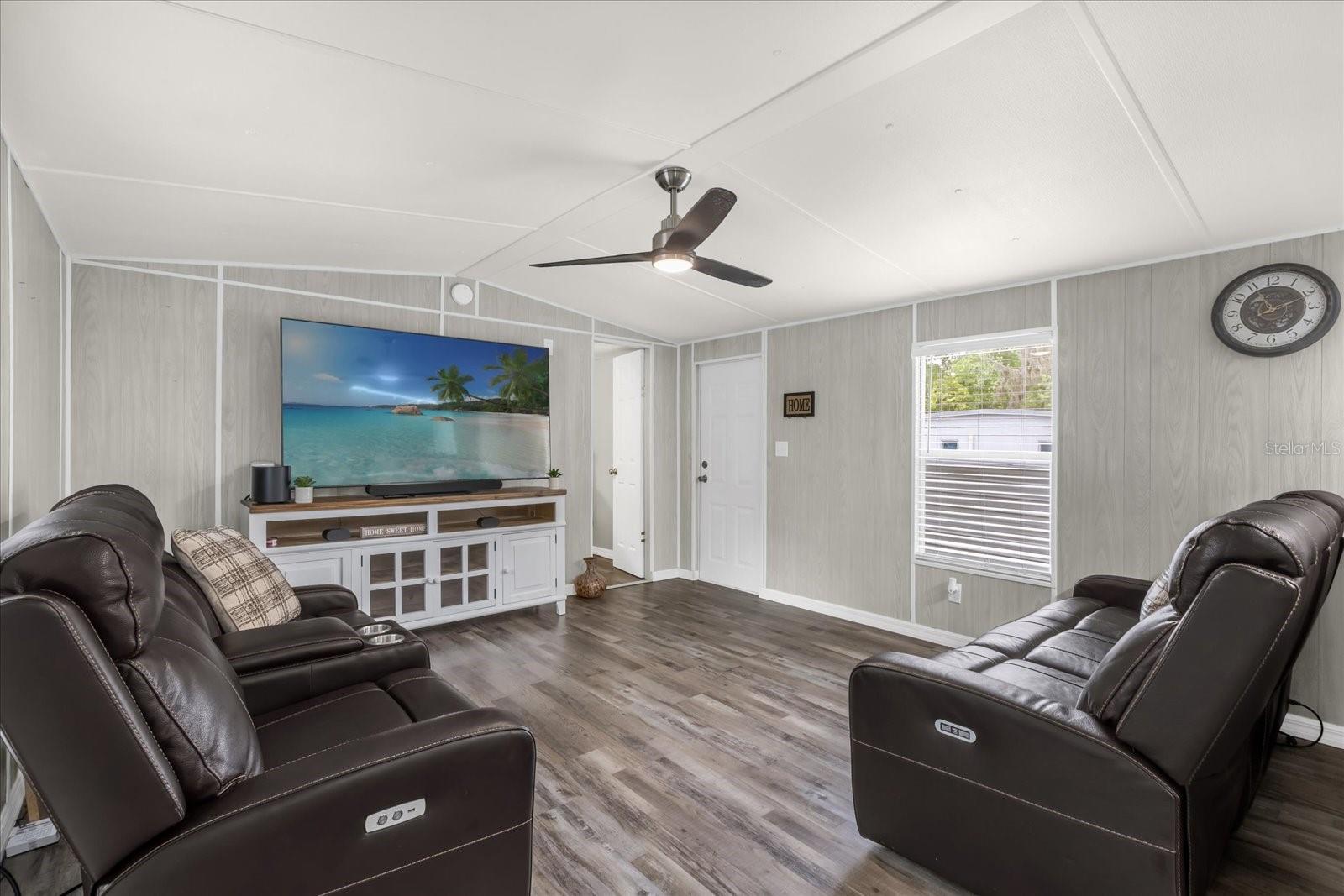 WAGON WHEEL MOBILE HOME PARK - Residential