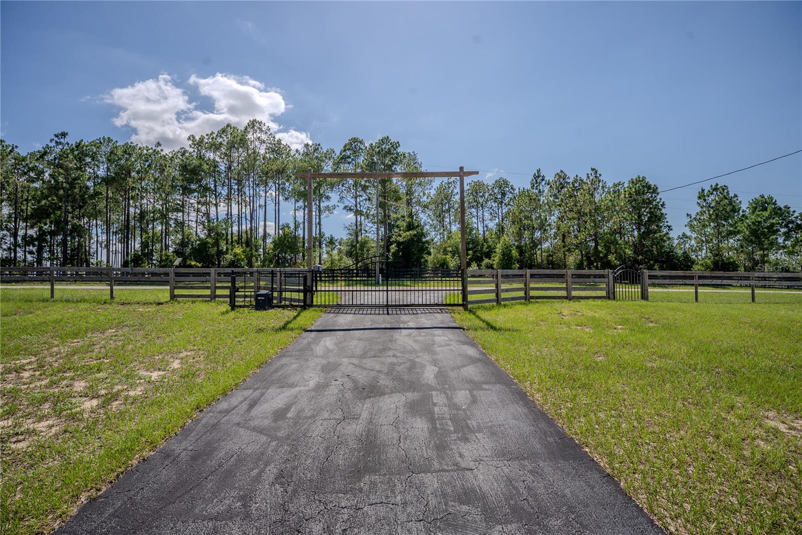 13011 HIDDEN RIDGE LANE