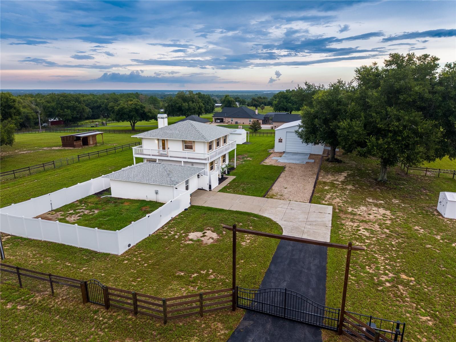 13011 HIDDEN RIDGE LANE