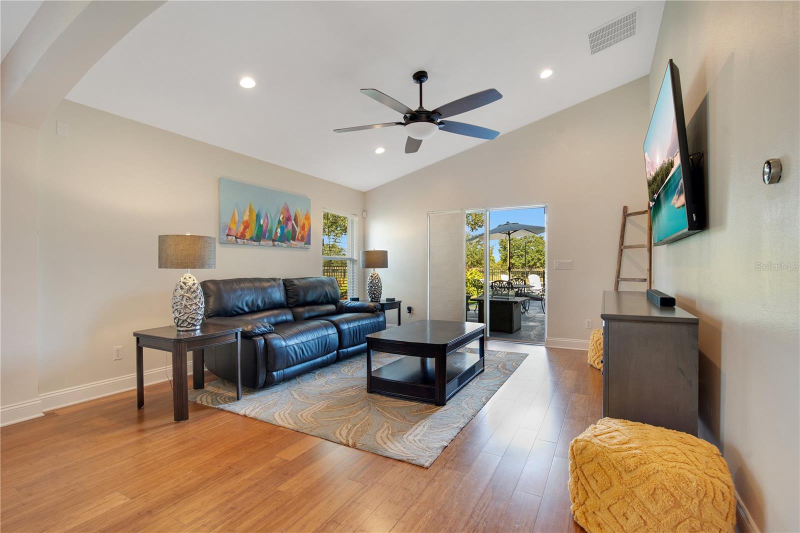 ENCLAVE/MOSS PARK - Residential