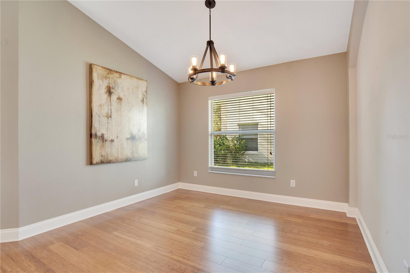 ENCLAVE/MOSS PARK - Residential