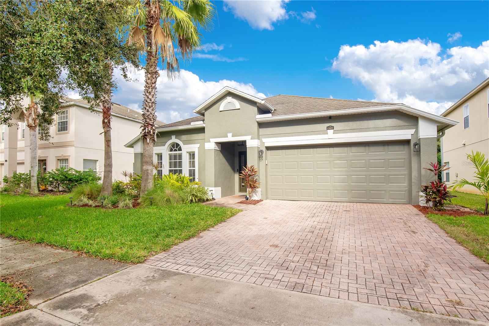 ENCLAVE/MOSS PARK - Residential