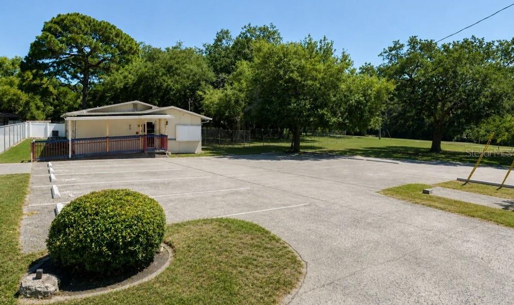 Photo of 2886 Whitney Road, Clearwater, FL 33760 (MLS # TB8510774)