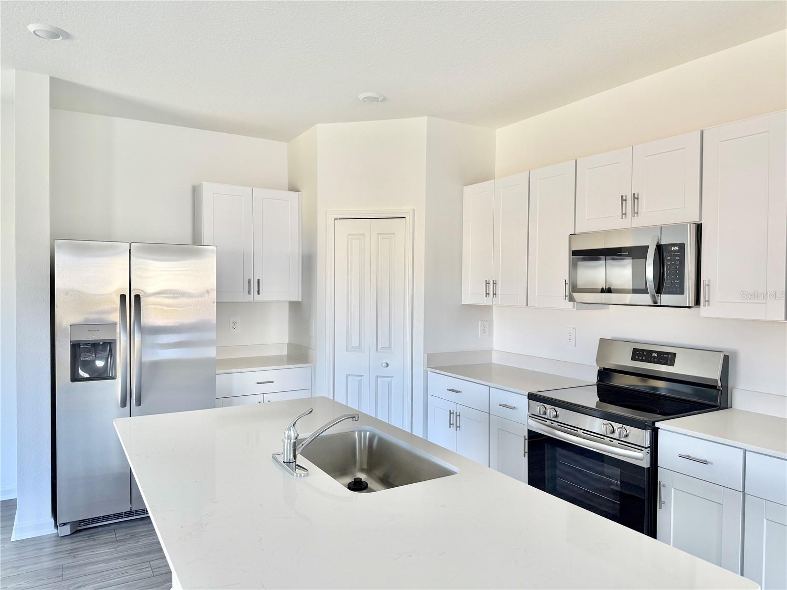 MILLWOOD ESTATES - Residential Lease