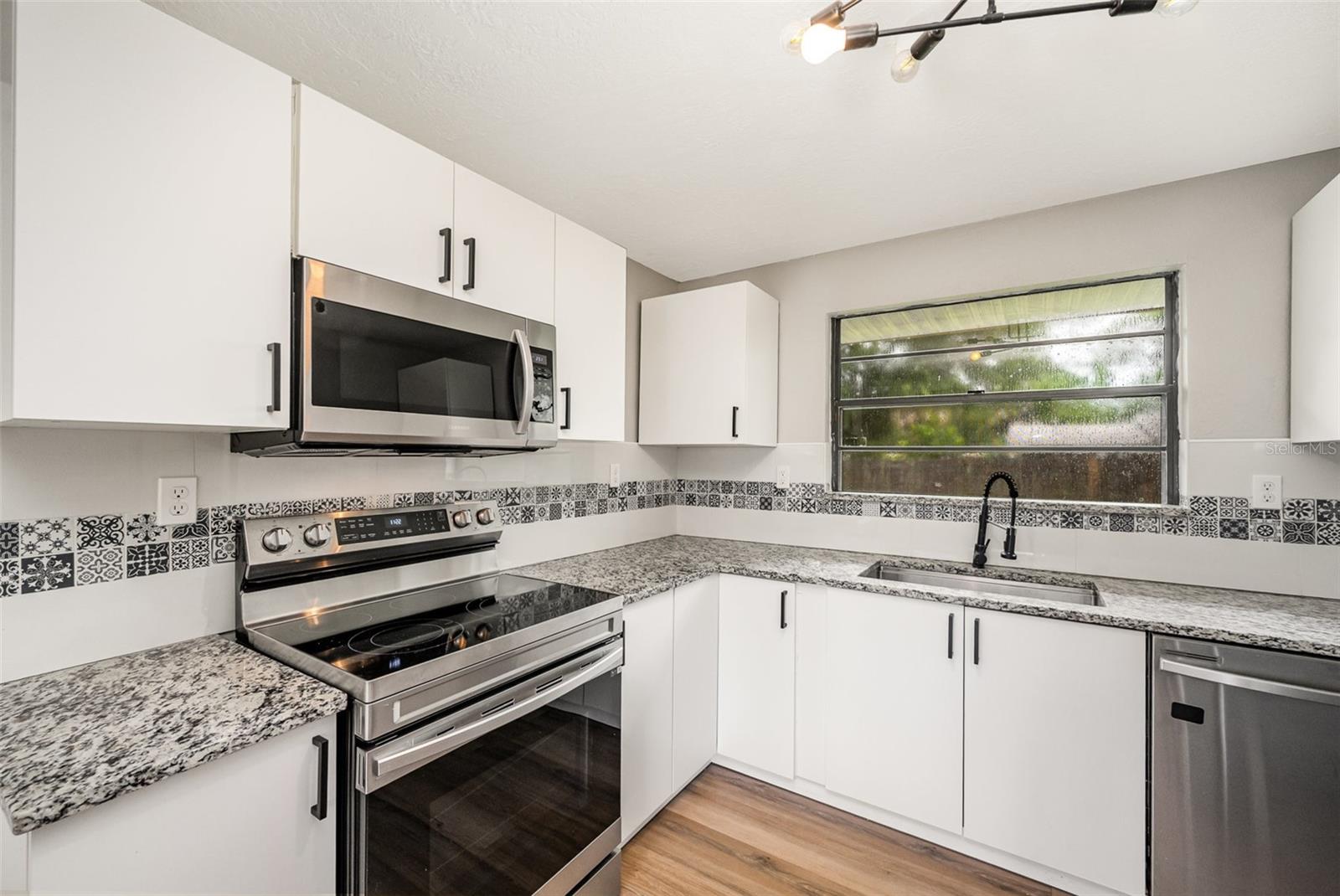 ALHAMBRA VILLAS PT REP OF PT OF - Residential