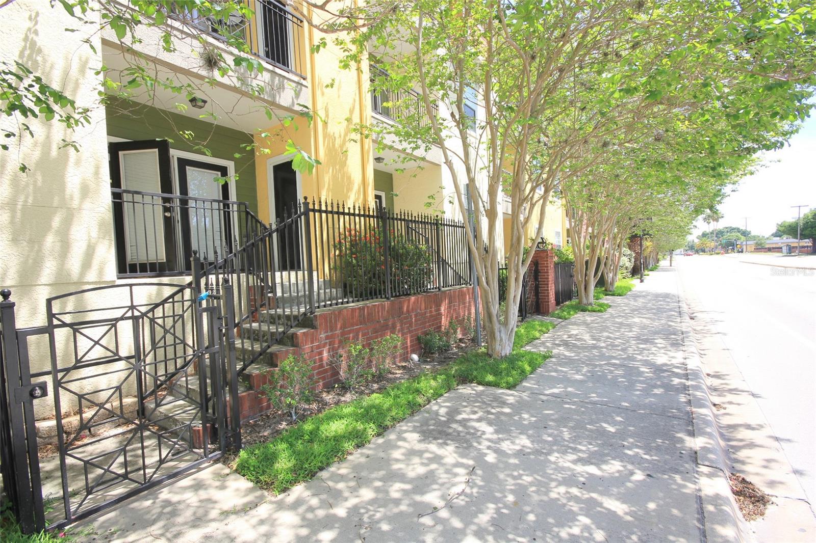 THE QUARTER AT YBOR - Residential Lease