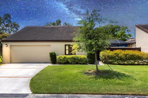 Photo of 3698 Glen Oaks Manor Drive, Sarasota, FL 34232 (MLS # A4649938)