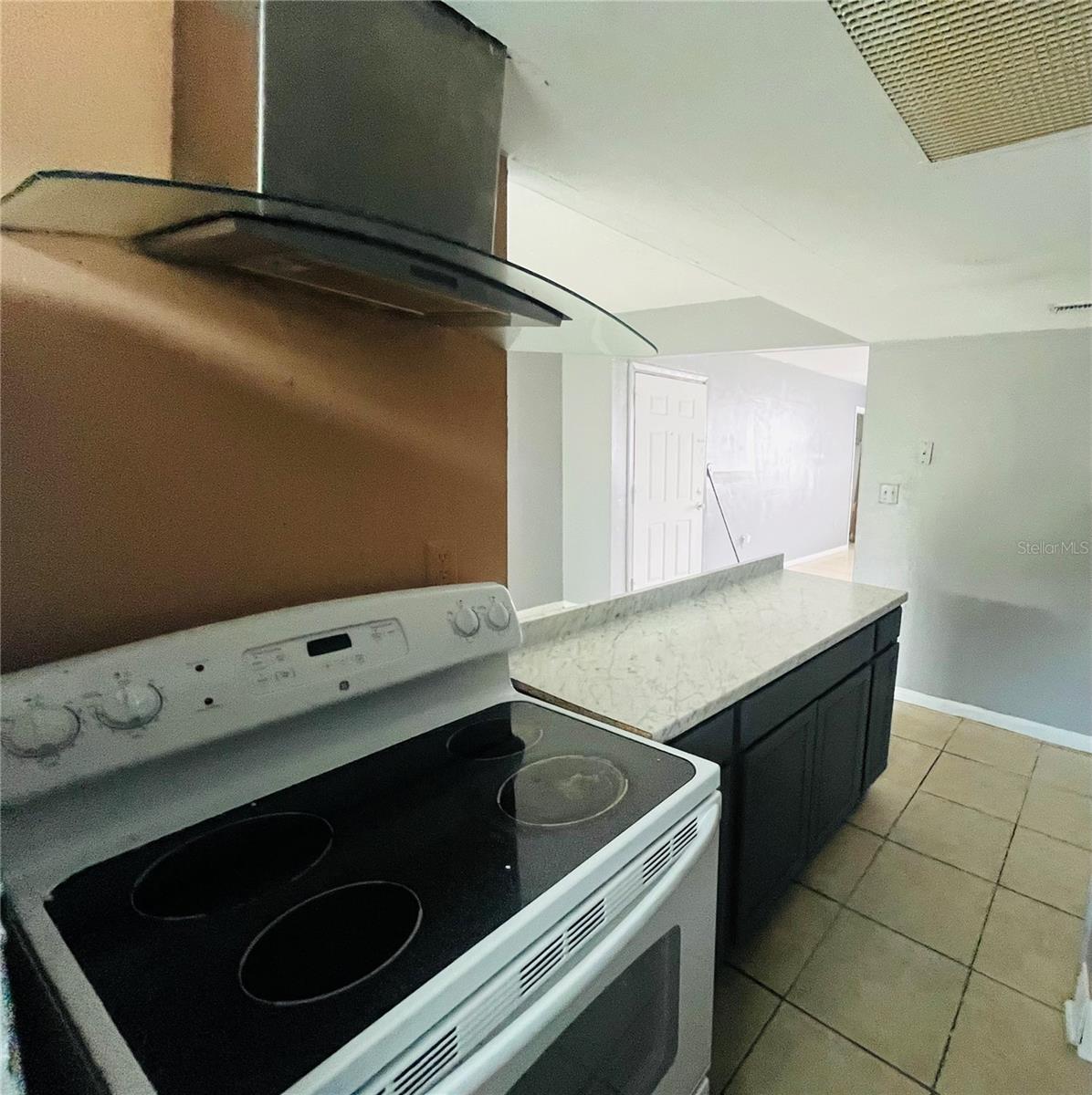 CATALINA ISLES CONDO - Residential Lease