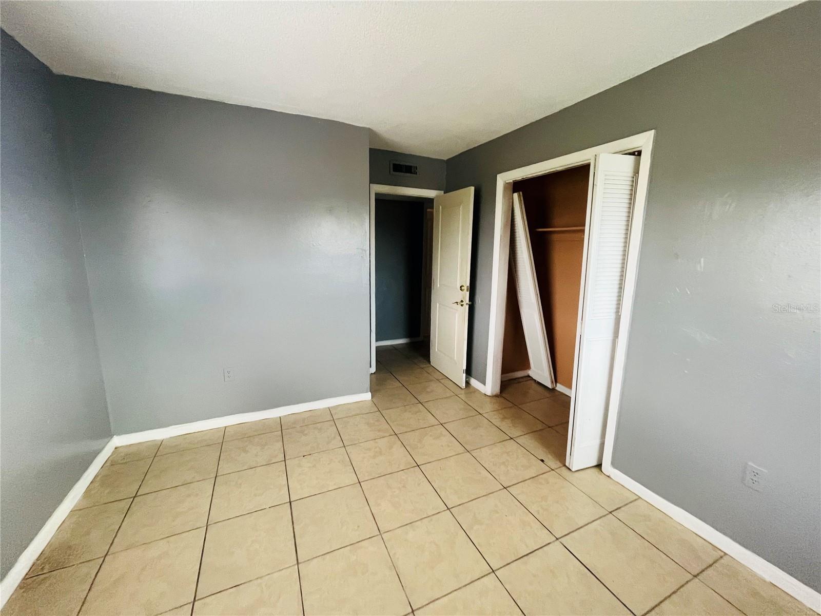 CATALINA ISLES CONDO - Residential Lease