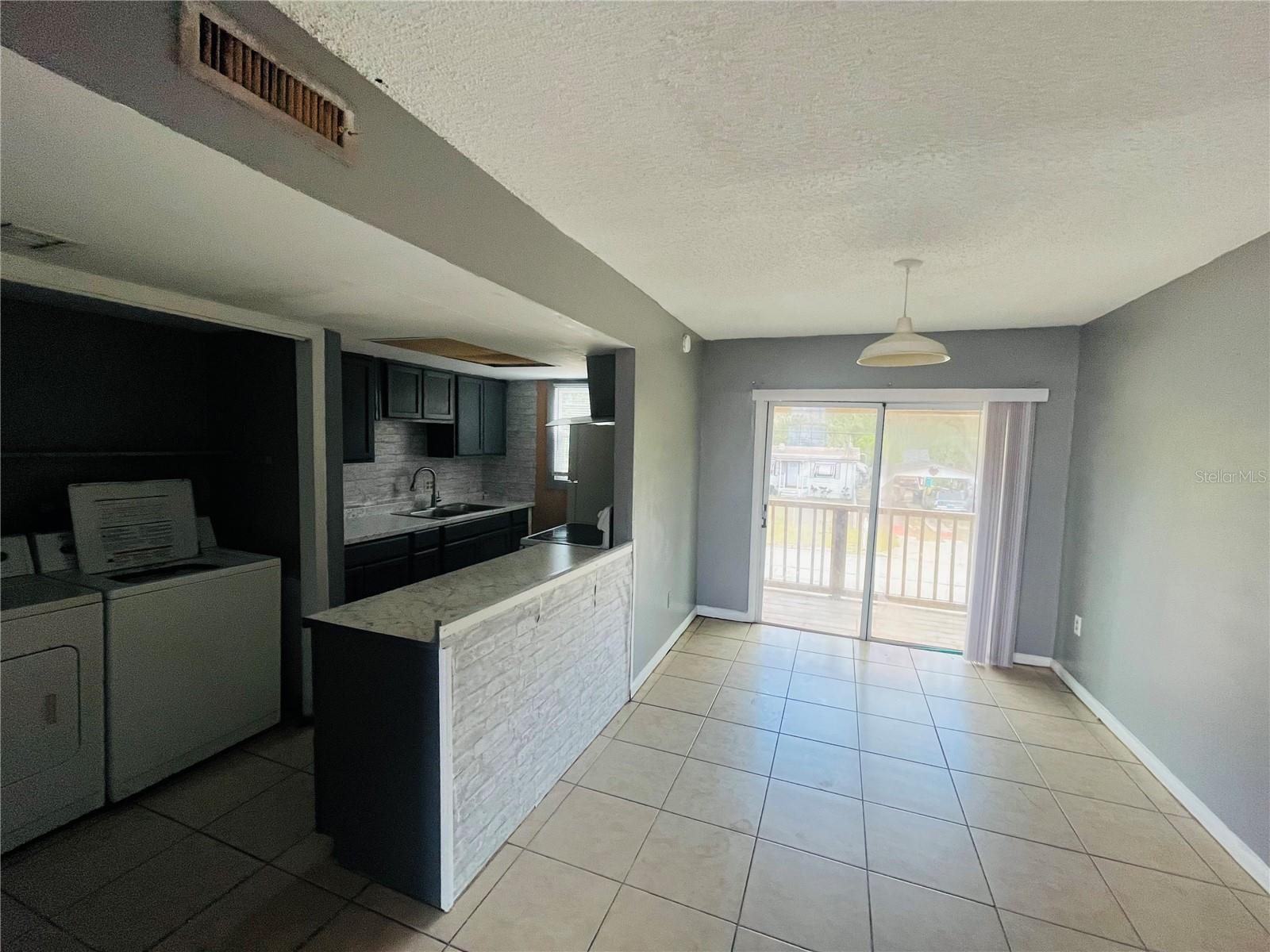 CATALINA ISLES CONDO - Residential Lease