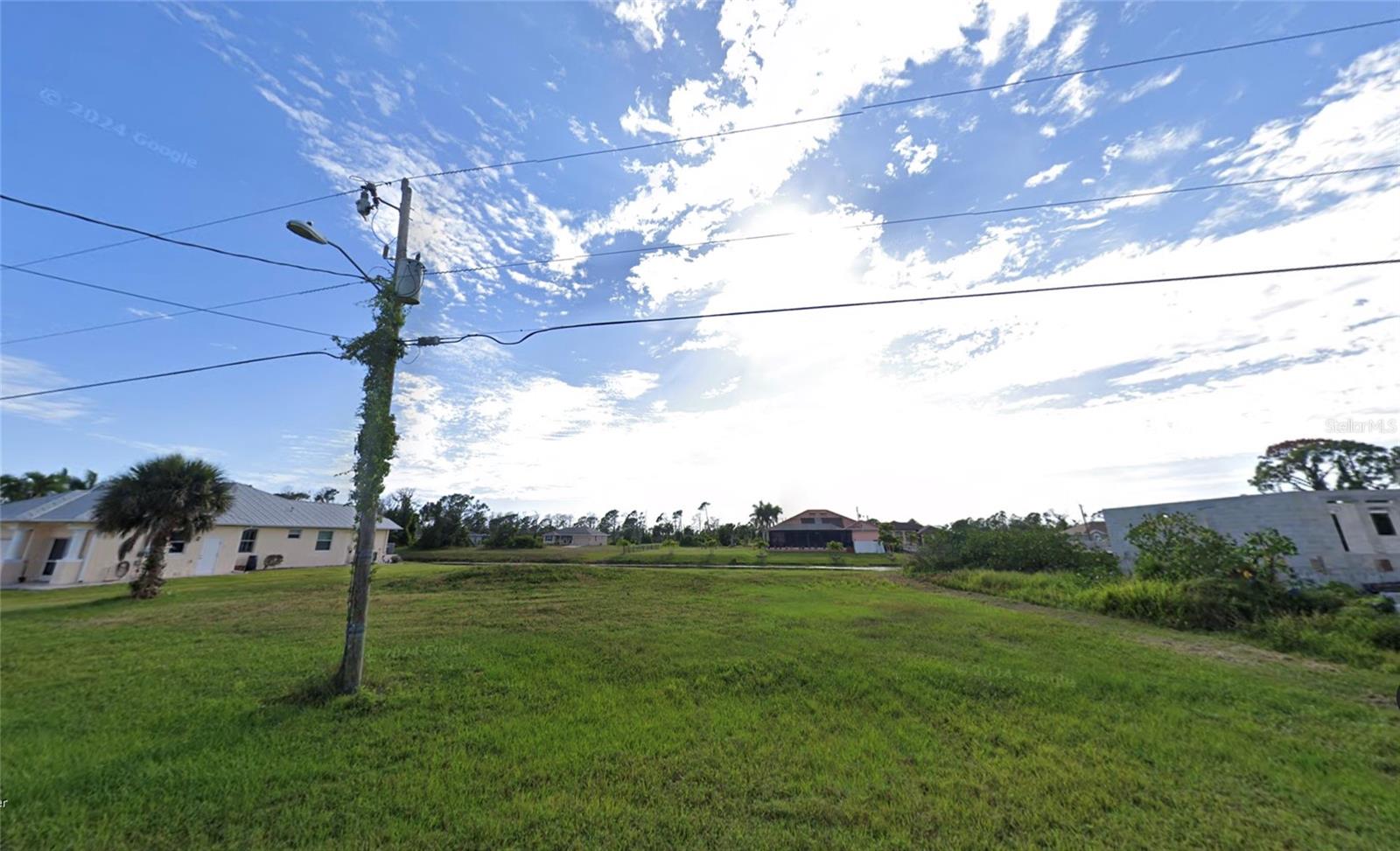 243 TOURNAMENT ROAD