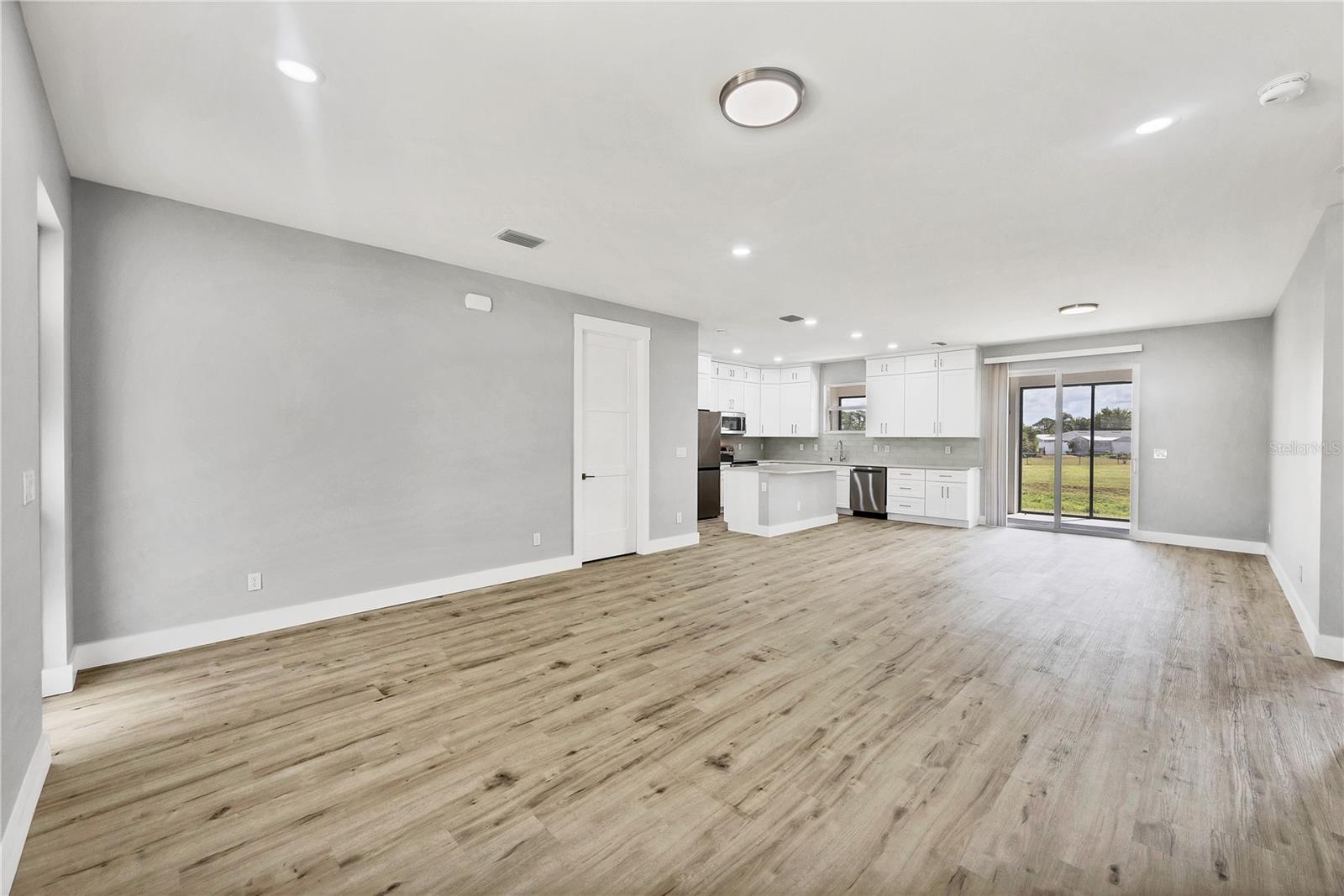 PORT CHARLOTTE SUB 37 - Residential Lease