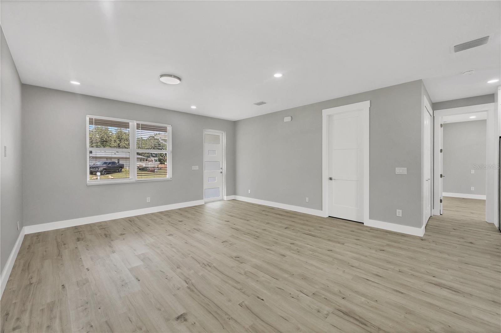 PORT CHARLOTTE SUB 37 - Residential Lease
