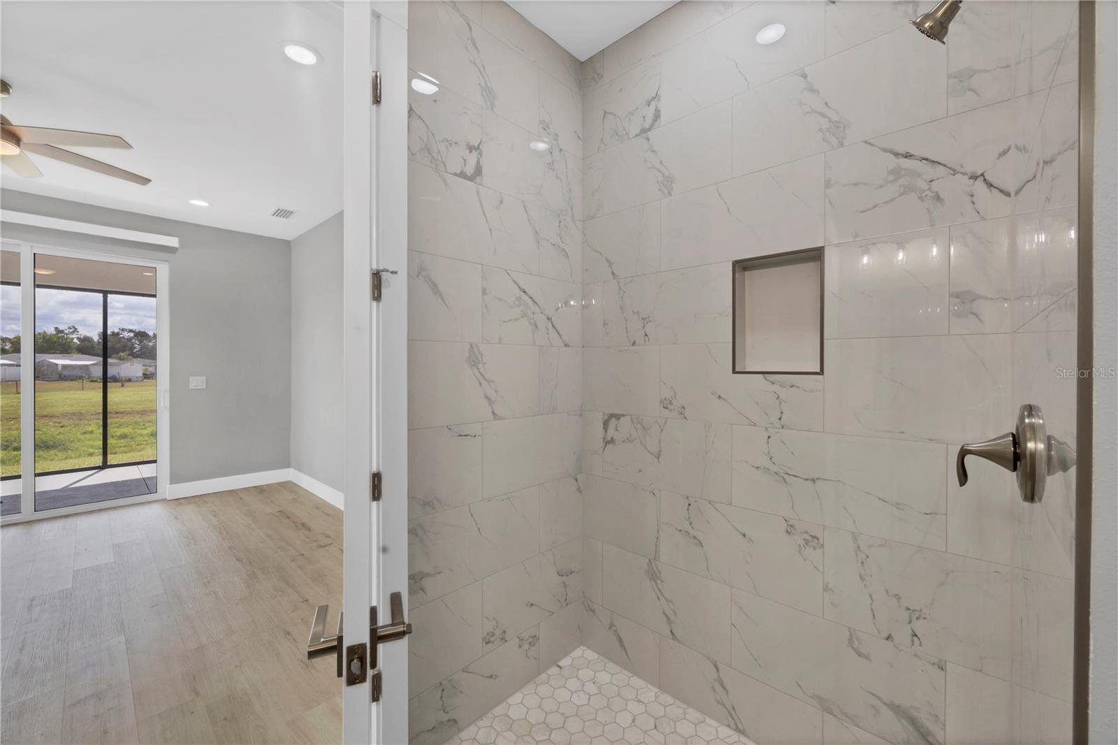 PORT CHARLOTTE SUB 37 - Residential Lease