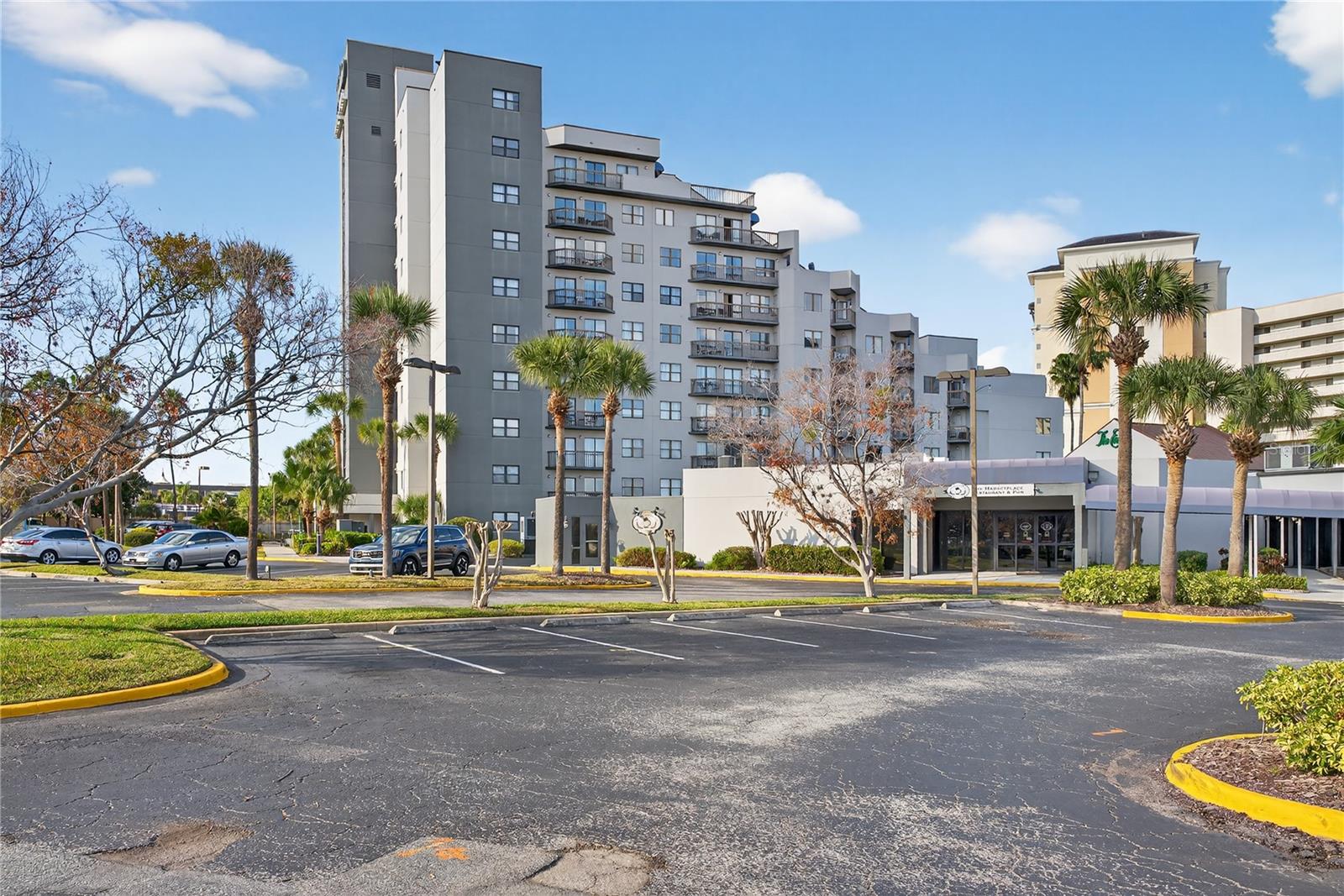 ENCLAVE AT ORLANDO CONDO PH 3 - Residential