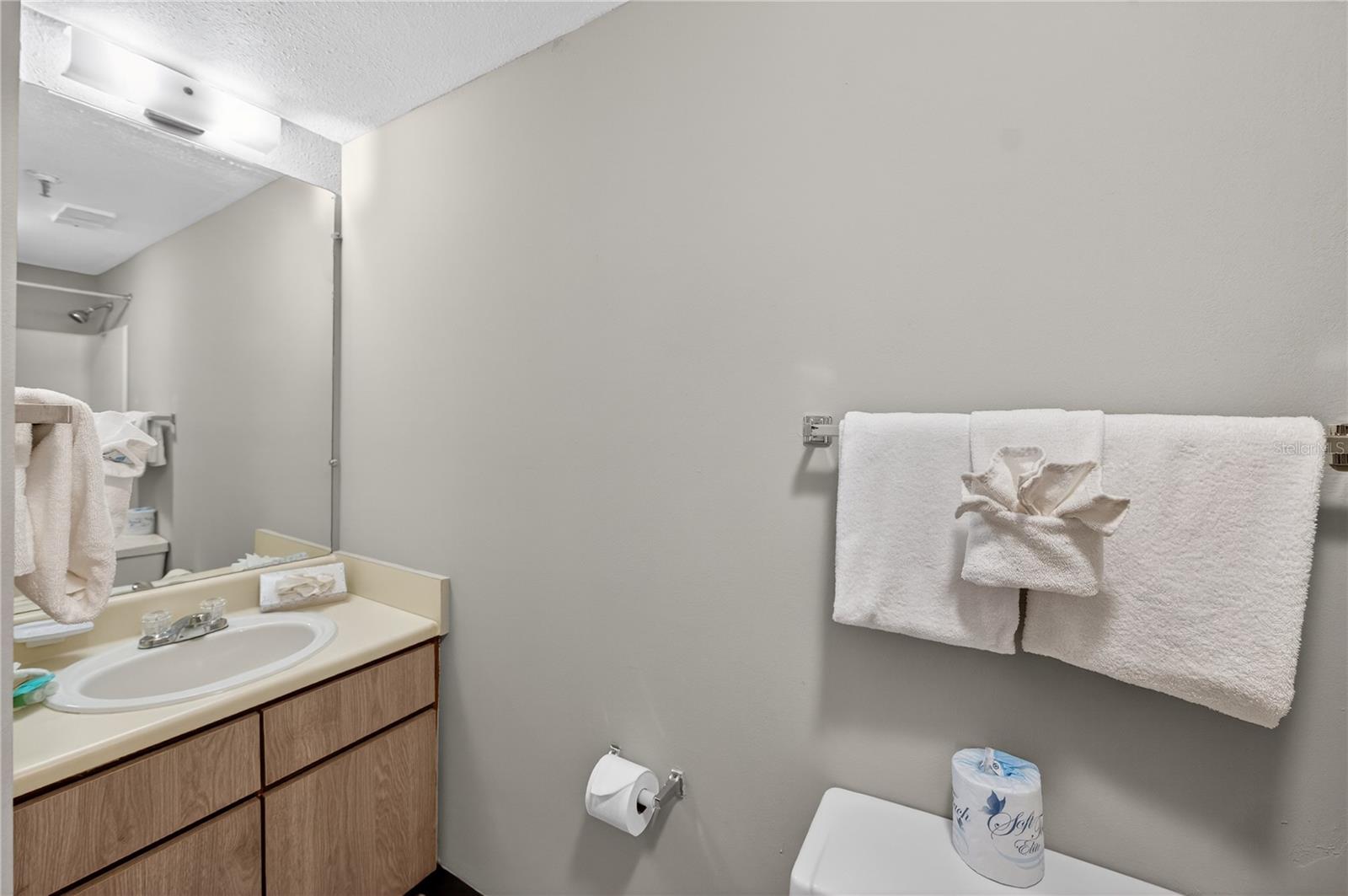 ENCLAVE AT ORLANDO CONDO PH 3 - Residential