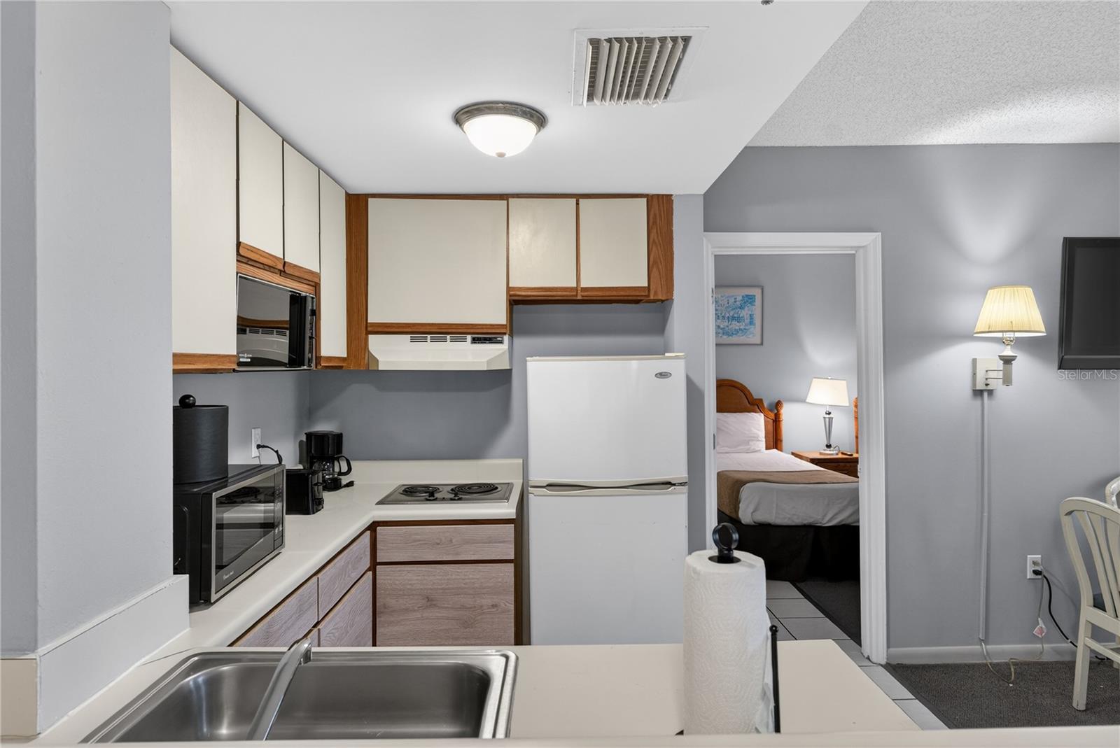 ENCLAVE AT ORLANDO CONDO PH 3 - Residential