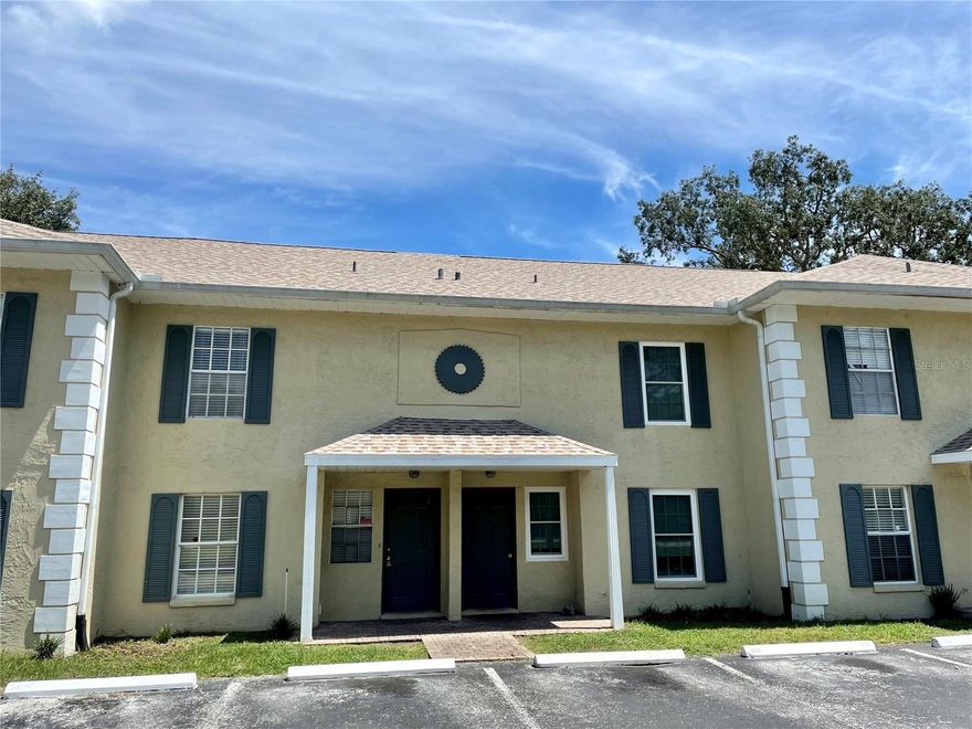 WOW !!! Freshly painted and ready for you to move in !!! 2 Bedroom 2.5 Bathrooms. Walking distance to USF. Close to so much. Water, sewer & trash included! Full size washer & dryer! Living room and upstairs bedroom have a calming view of the pool.
 Application fee is $75 per adult. Security deposit and 1st months rent must be made in cashiers check or money order. Two (2) Separate checks are required. One for security deposit and one for 1st months rent. These cannot be accepted in one check.  We always require a full month of rent to be paid prior to move-in. Application can be found above in the “apply now” field. We also recommend that you turn in a cashiers check or money order for the security deposit so if your application is approved you will be the first in line.  Applicant should review lease and other criteria  prior to making application. Should there be any concerns, they should be addressed PRIOR to signing application and paying fee.