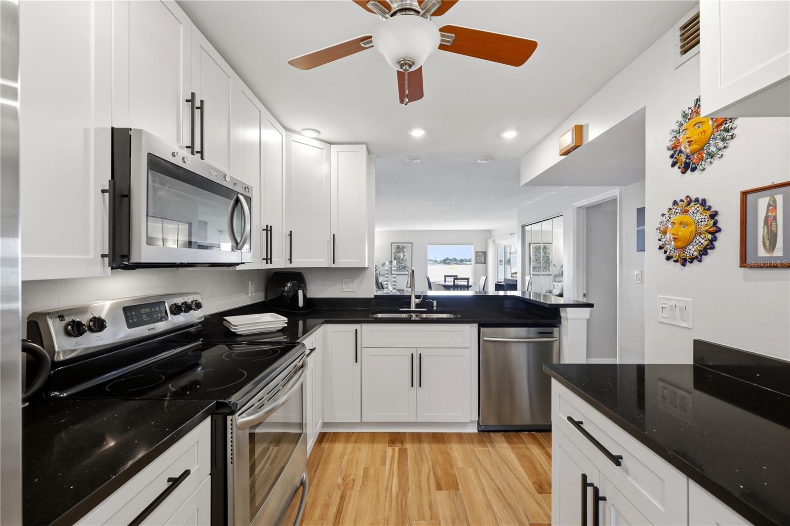 SOUTH BAY CONDO - Residential