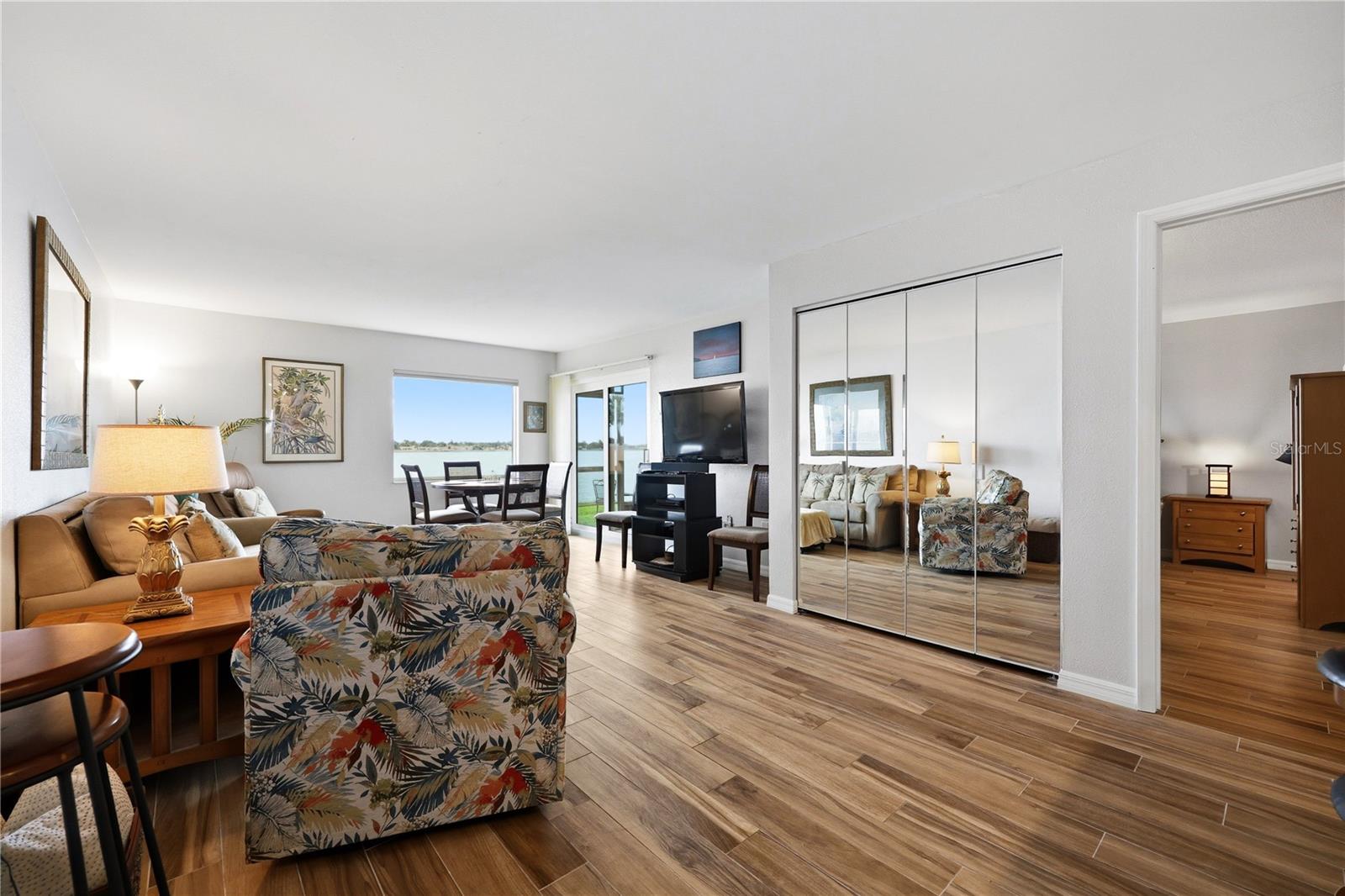 SOUTH BAY CONDO - Residential