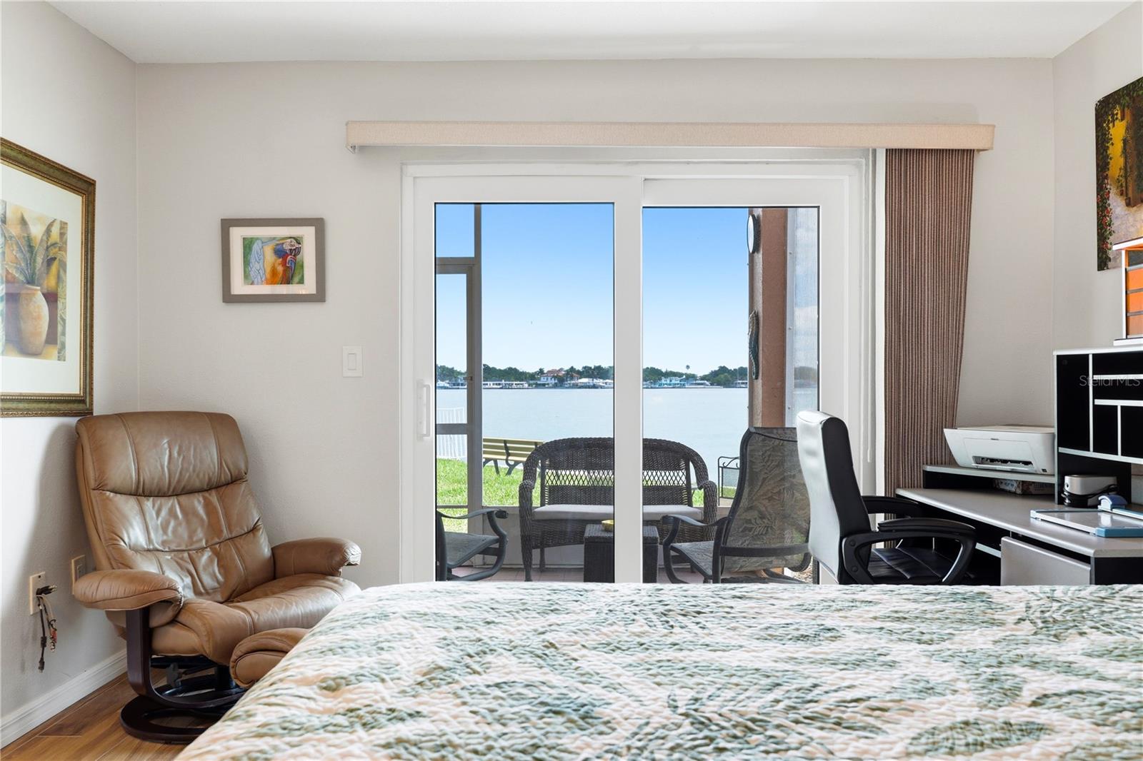 SOUTH BAY CONDO - Residential