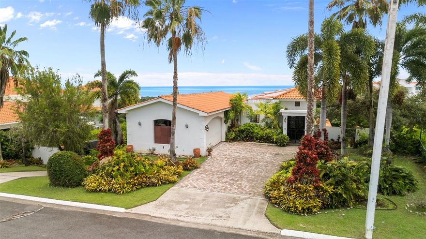 This spectacular property, located at the Wyndham Grand Rio Mar Golf & Beach Resort, sits on half cuerda of land and offers a modern open layout with stunning views of the Atlantic Ocean. The home features 3 spacious bedroom, each with its own walking closet and bathroom. Addition have one full bathroom and one half bathroom, there is a versatile room that can be used as a gym, a guest room, or an office.
Enjoy the amenities of a luxury resort: restaurants, spa, gym, two golf corses, Tennis & Pickleball courts and beach & golf clubs. More over, its location is prime-next to the El Yunque Rain Forest and the Balneario de Luquillo, just 30 minutes from the international airport. Ideal as a primary residence, vacation home, or investment.