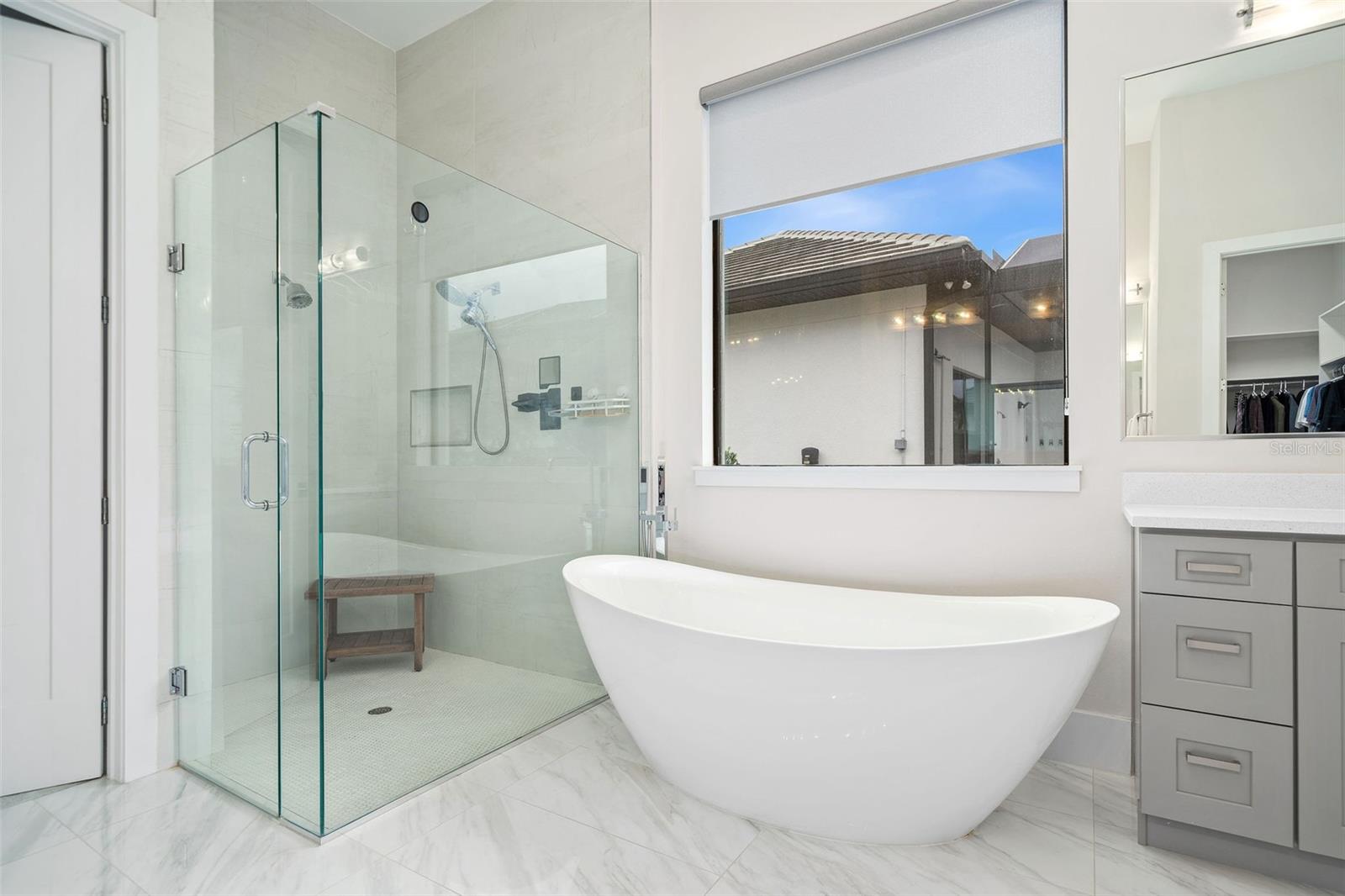 SIGNATURE LAKES PH 02 A B H I J - Residential