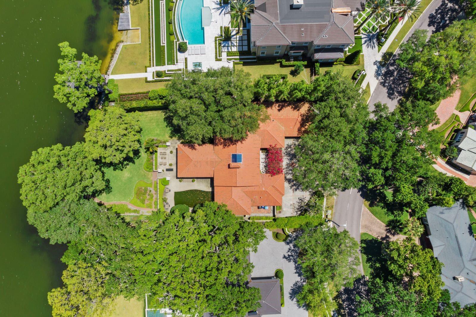 ROBERT DHU MACDONALD PARK - Residential