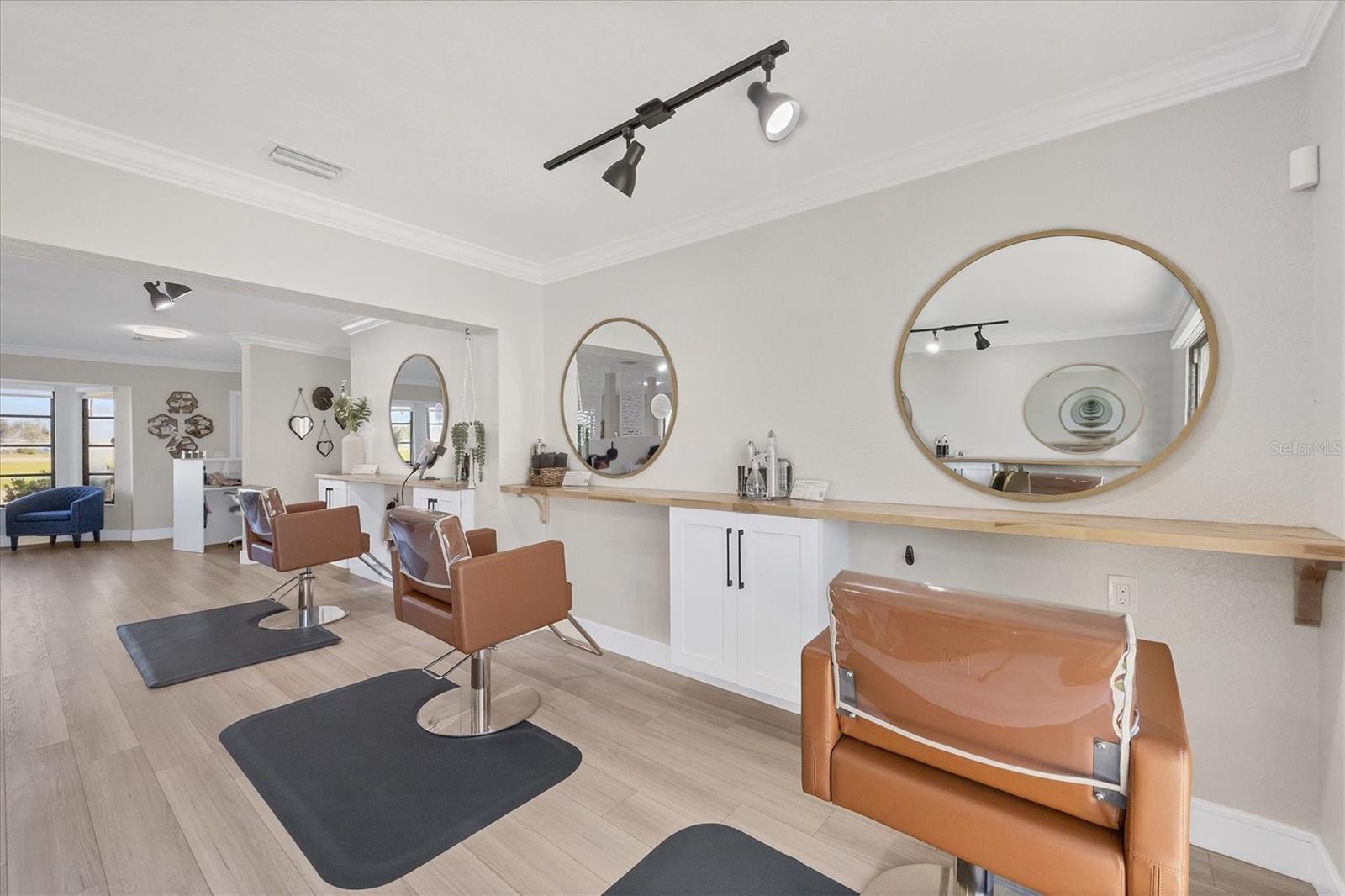 PORT CHARLOTTE SEC 064 - Commercial Sale