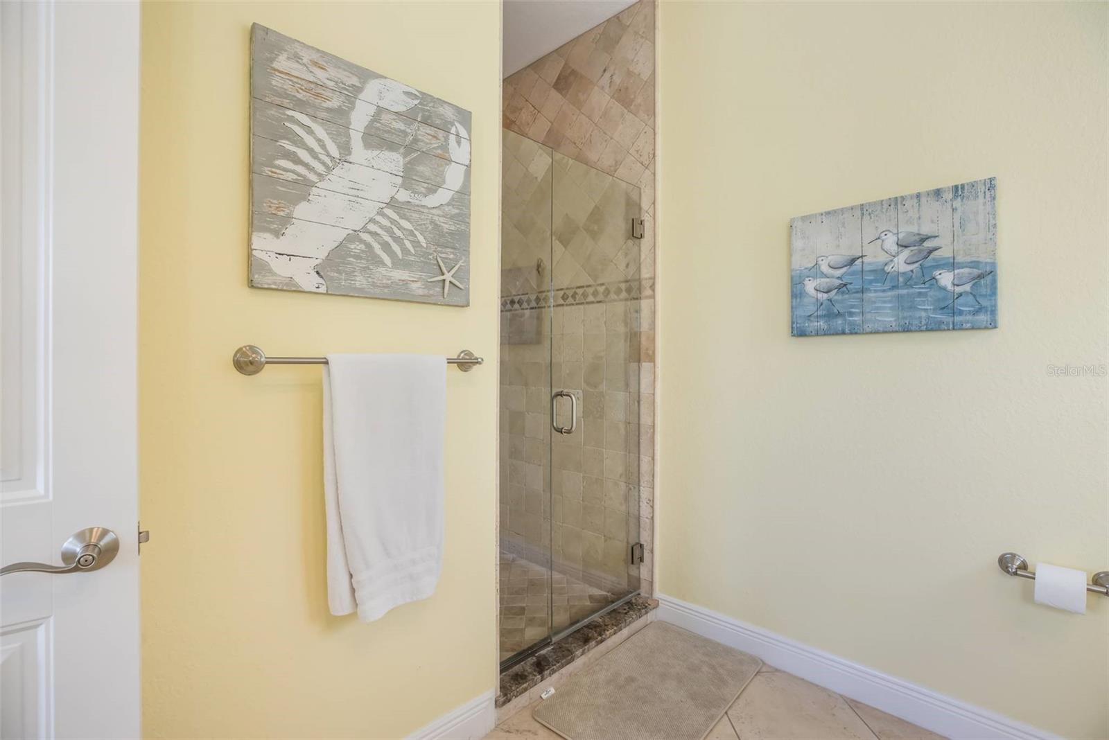 BAY PALMS - Residential