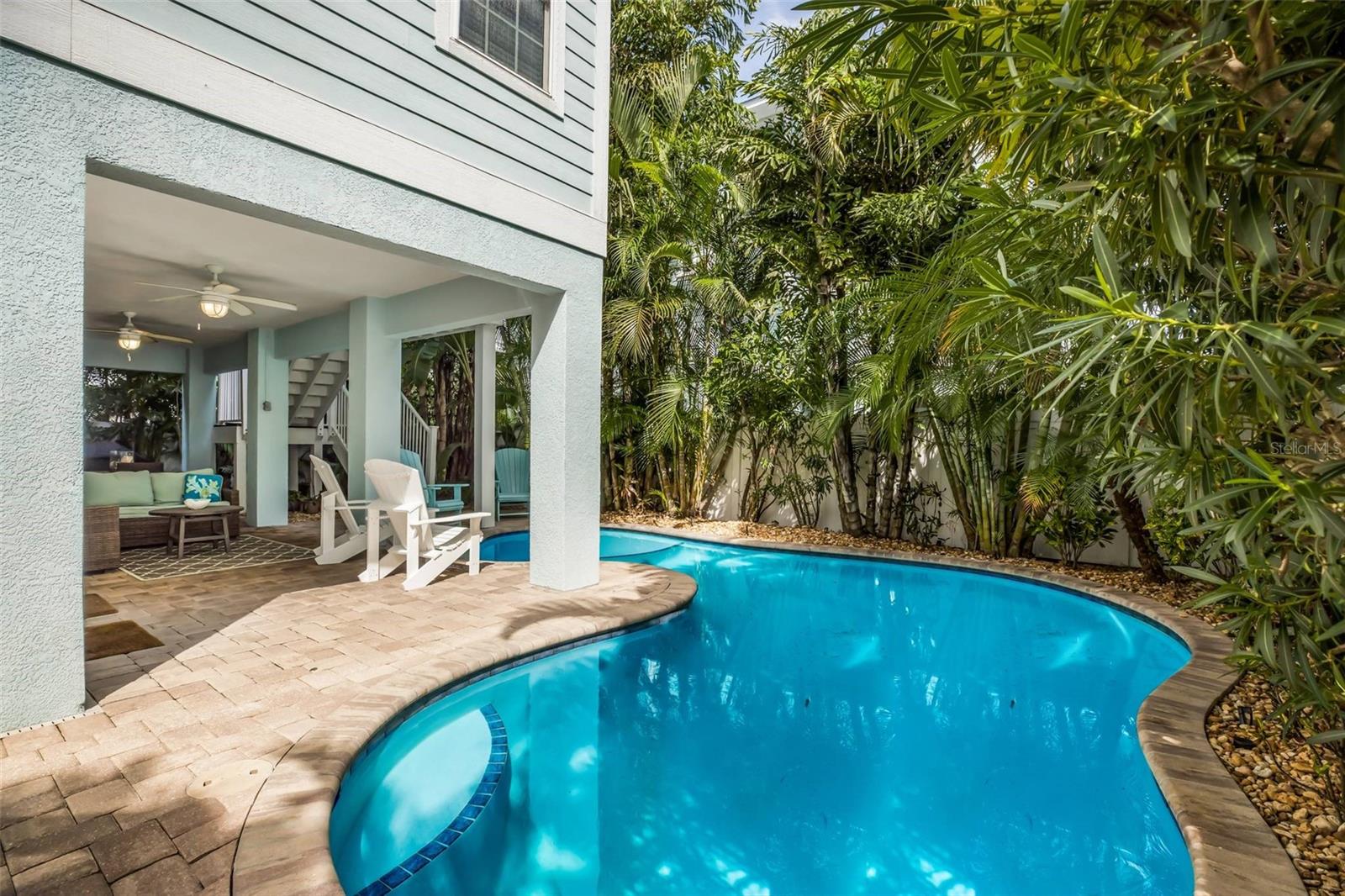 BAY PALMS - Residential