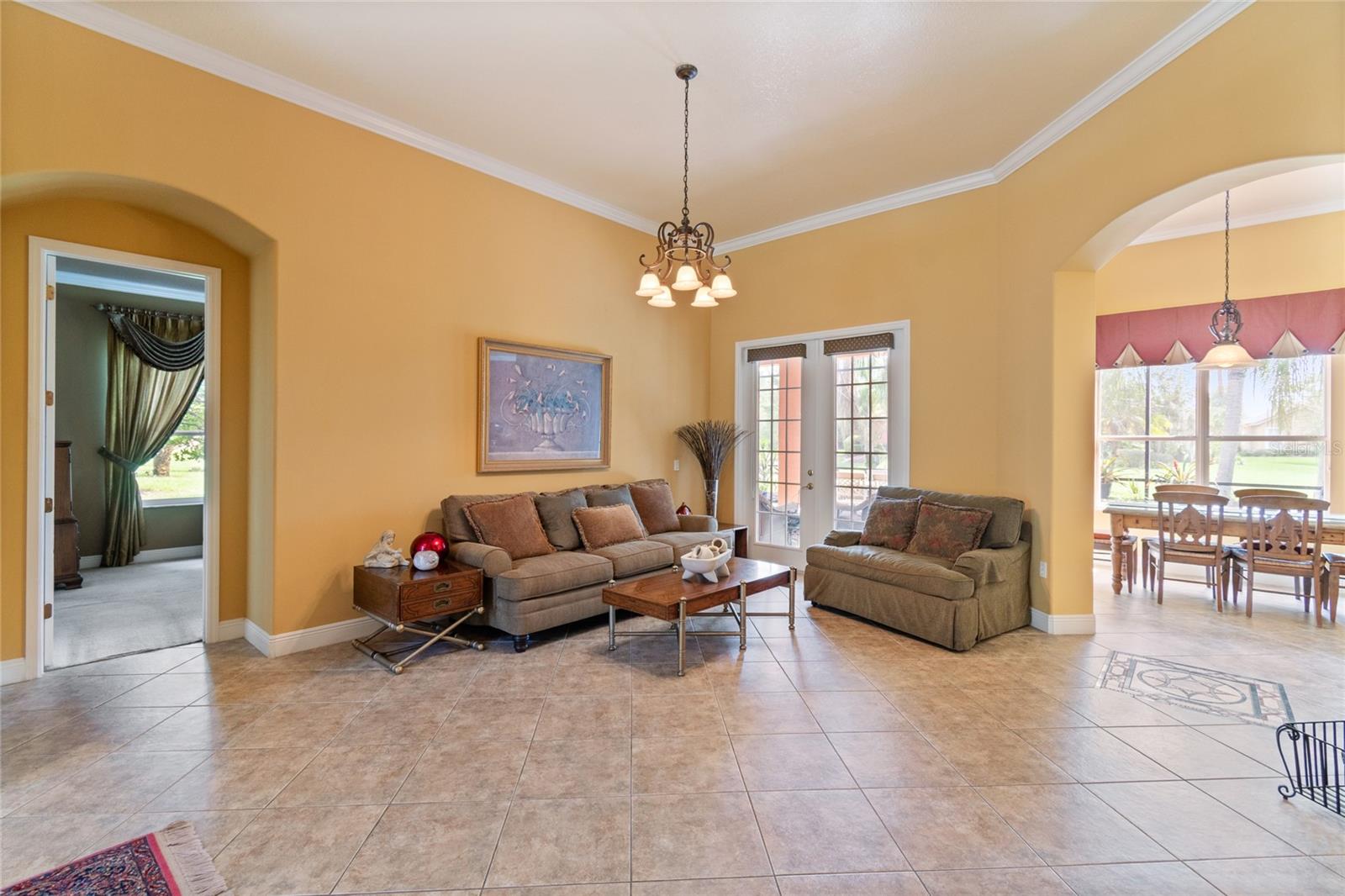 501 MONTAGE LN