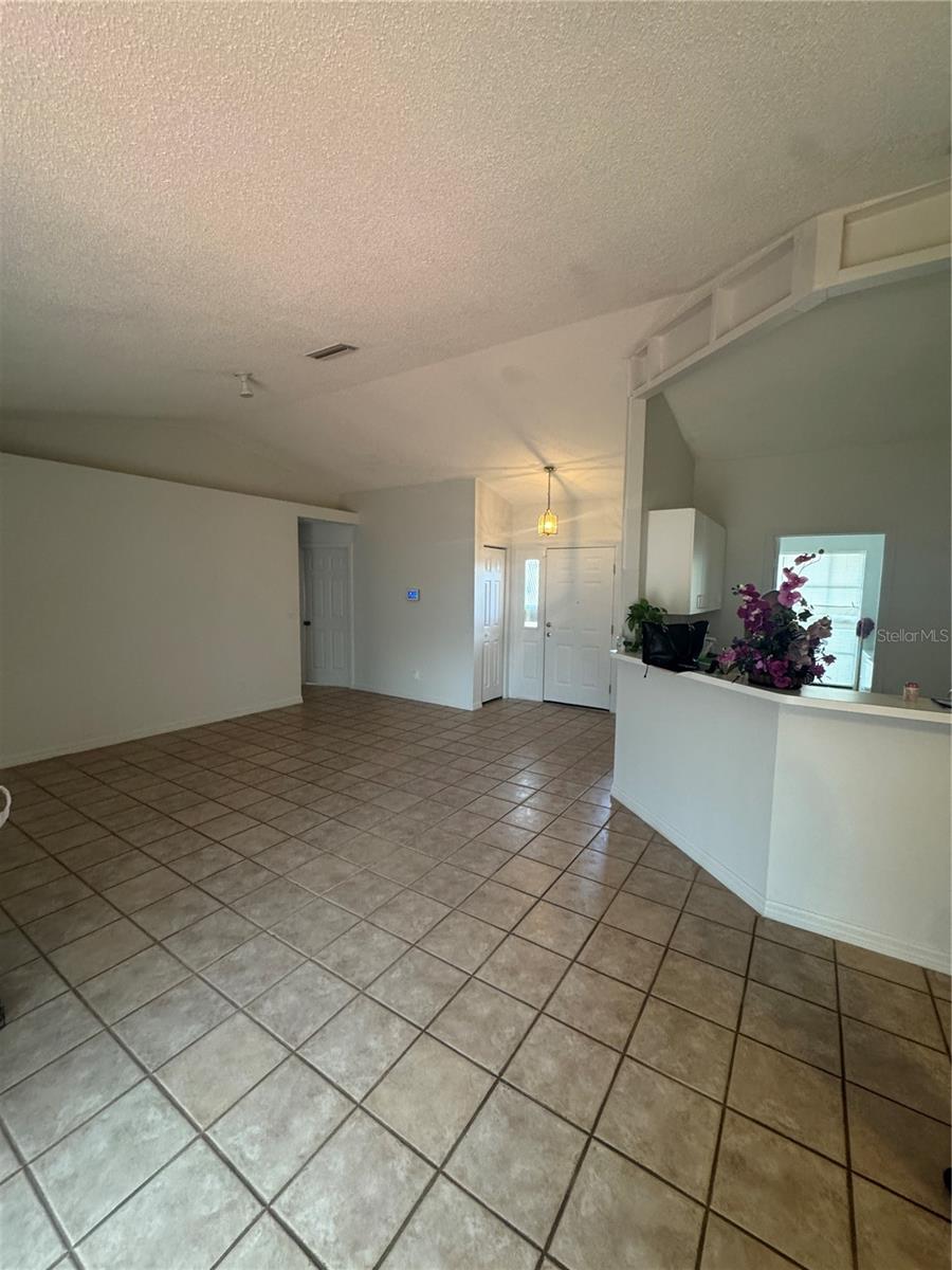 929 DEVONSHIRE WAY
