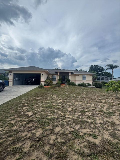 Photo of 929 Devonshire Way, Lake Wales, FL 33853 (MLS # S5131141)