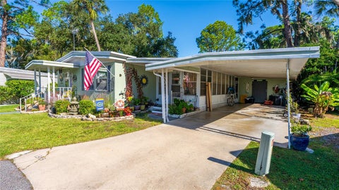 Tiny photo for 130 Piney Ridge, Eustis, FL 32726 (MLS # O6451690)
