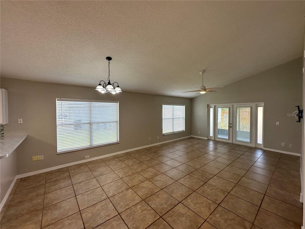 Photo of 13701 Meadowpark Avenue, Orlando, FL 32826 (MLS # O6404124)
