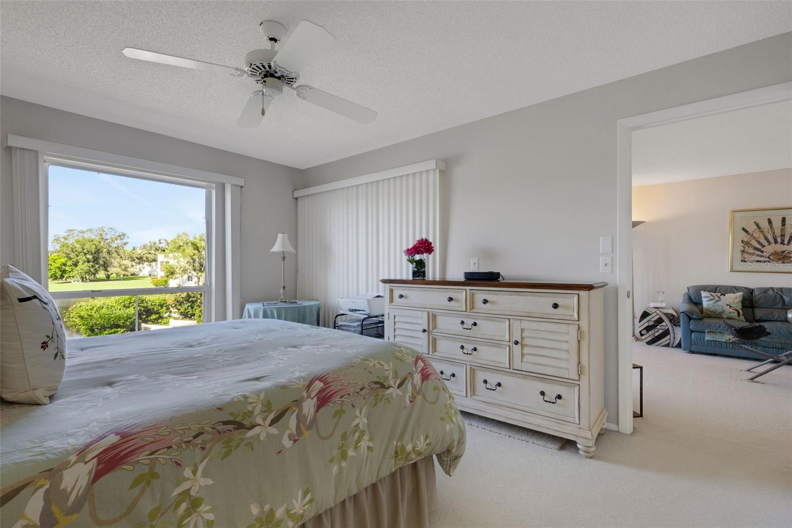 WEDGEWOOD LAKE - Residential