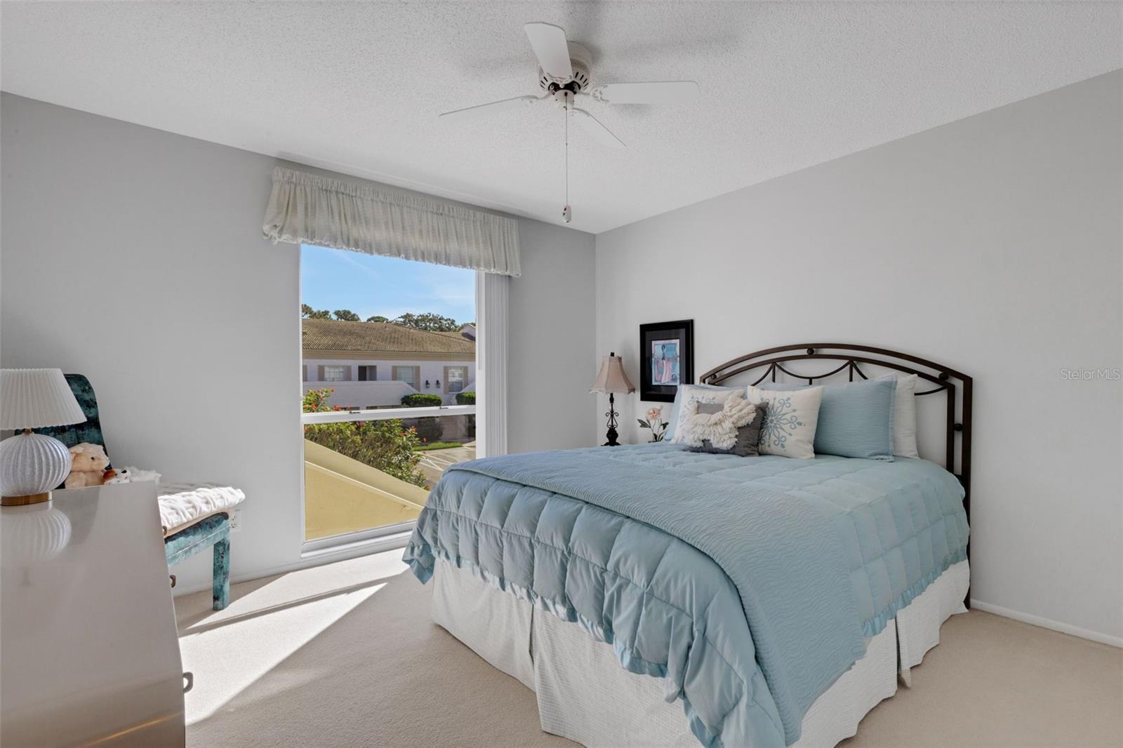 WEDGEWOOD LAKE - Residential