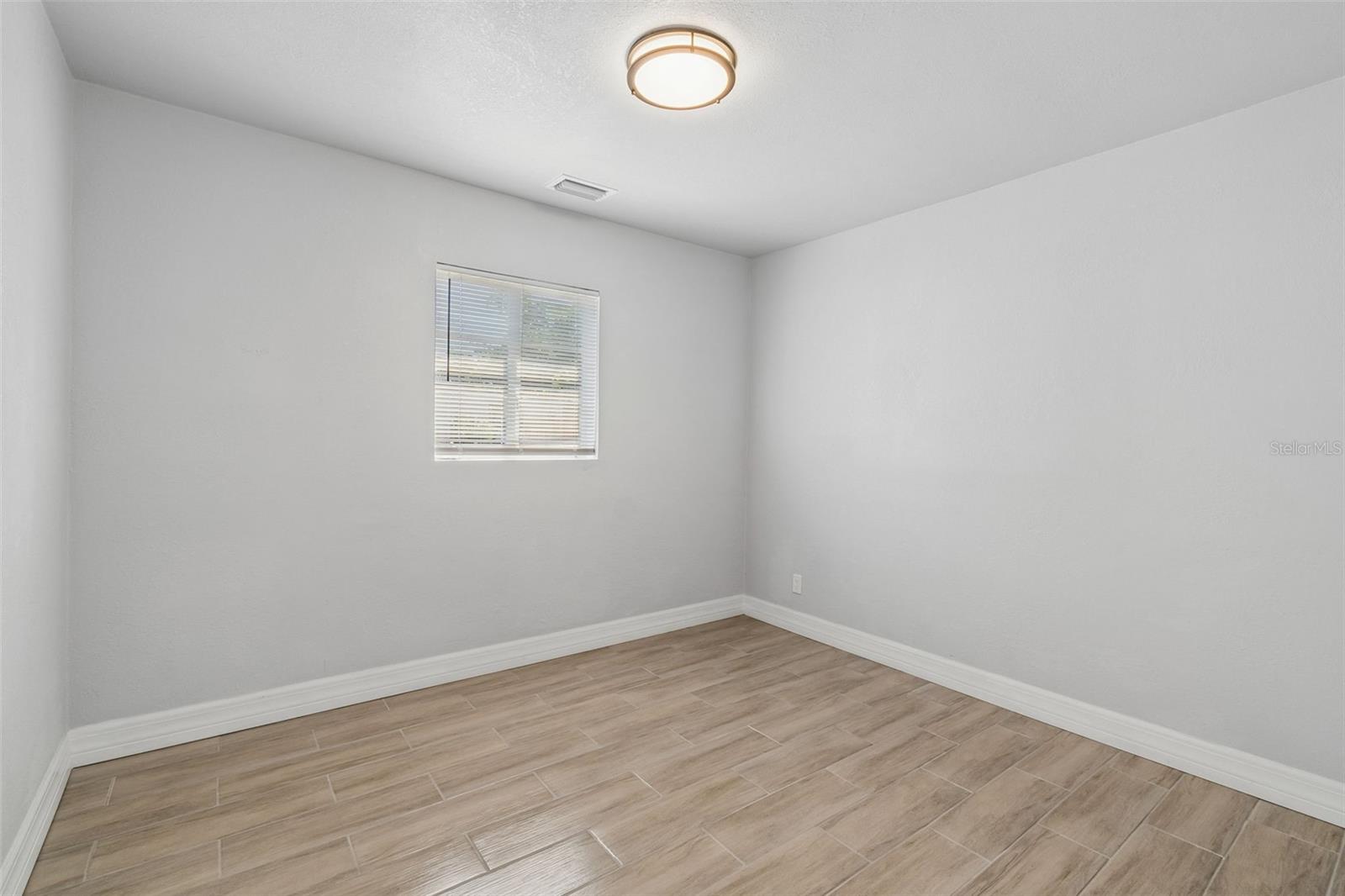 DAHLIA GARDENS - Residential Income