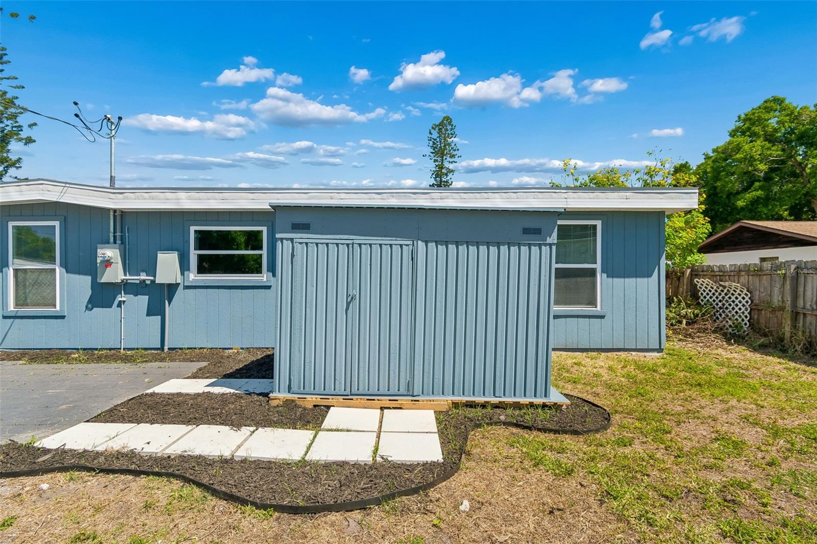 DAHLIA GARDENS - Residential Income