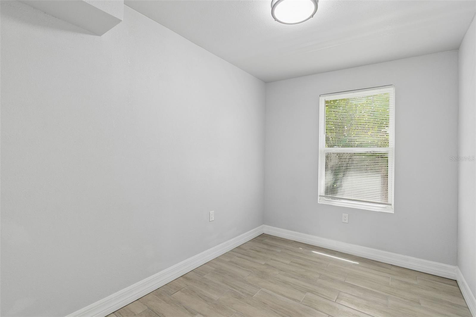 DAHLIA GARDENS - Residential Income