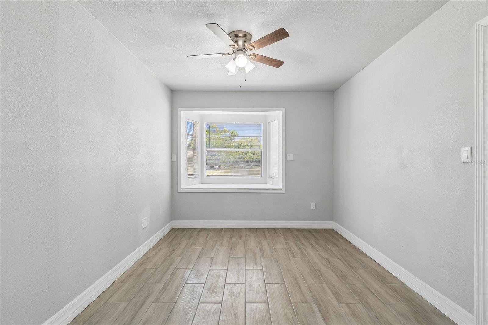 DAHLIA GARDENS - Residential Income