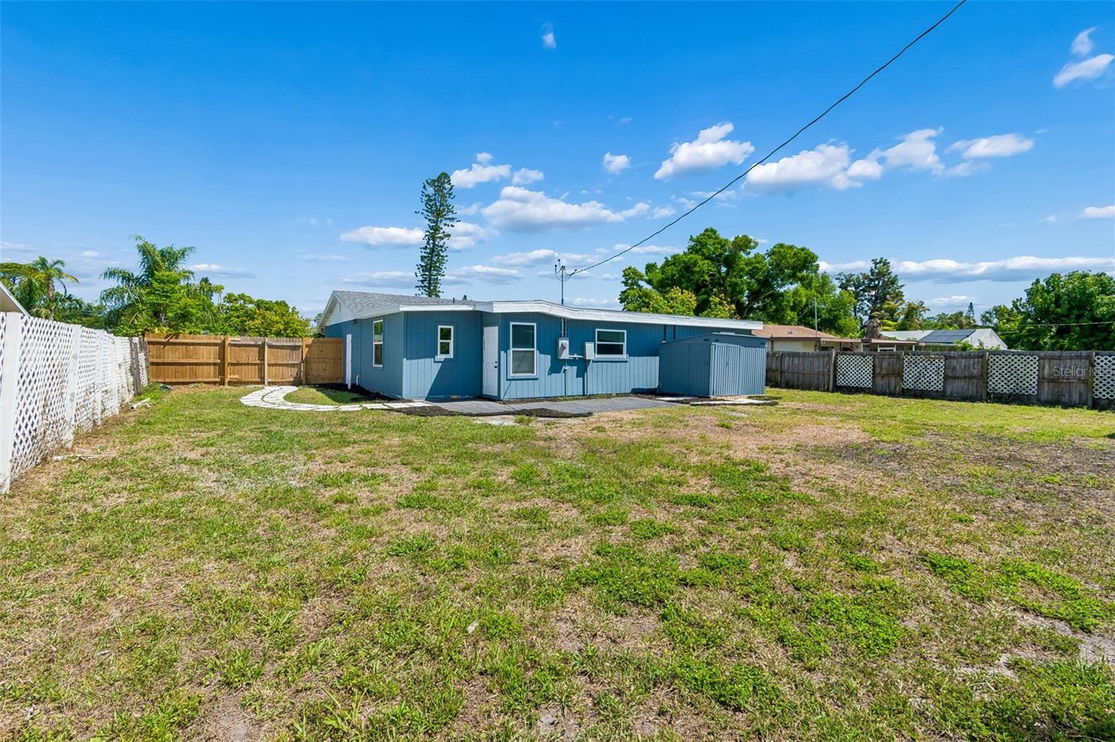 DAHLIA GARDENS - Residential Income