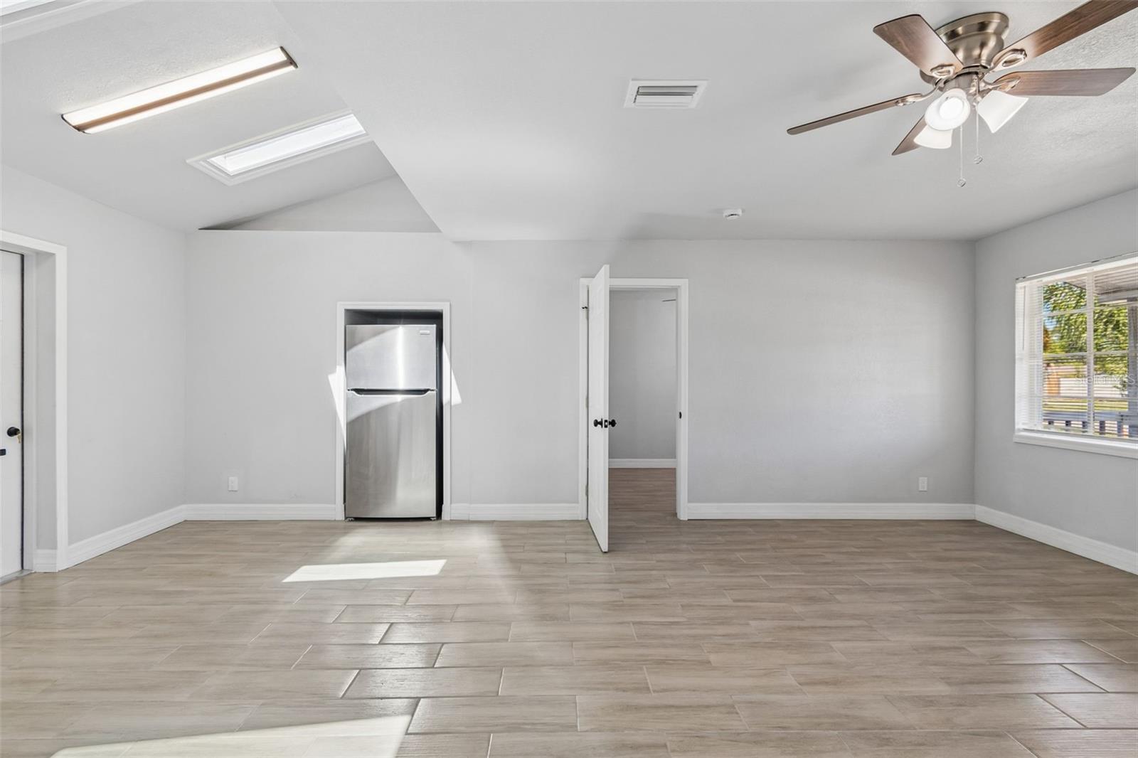 DAHLIA GARDENS - Residential Income