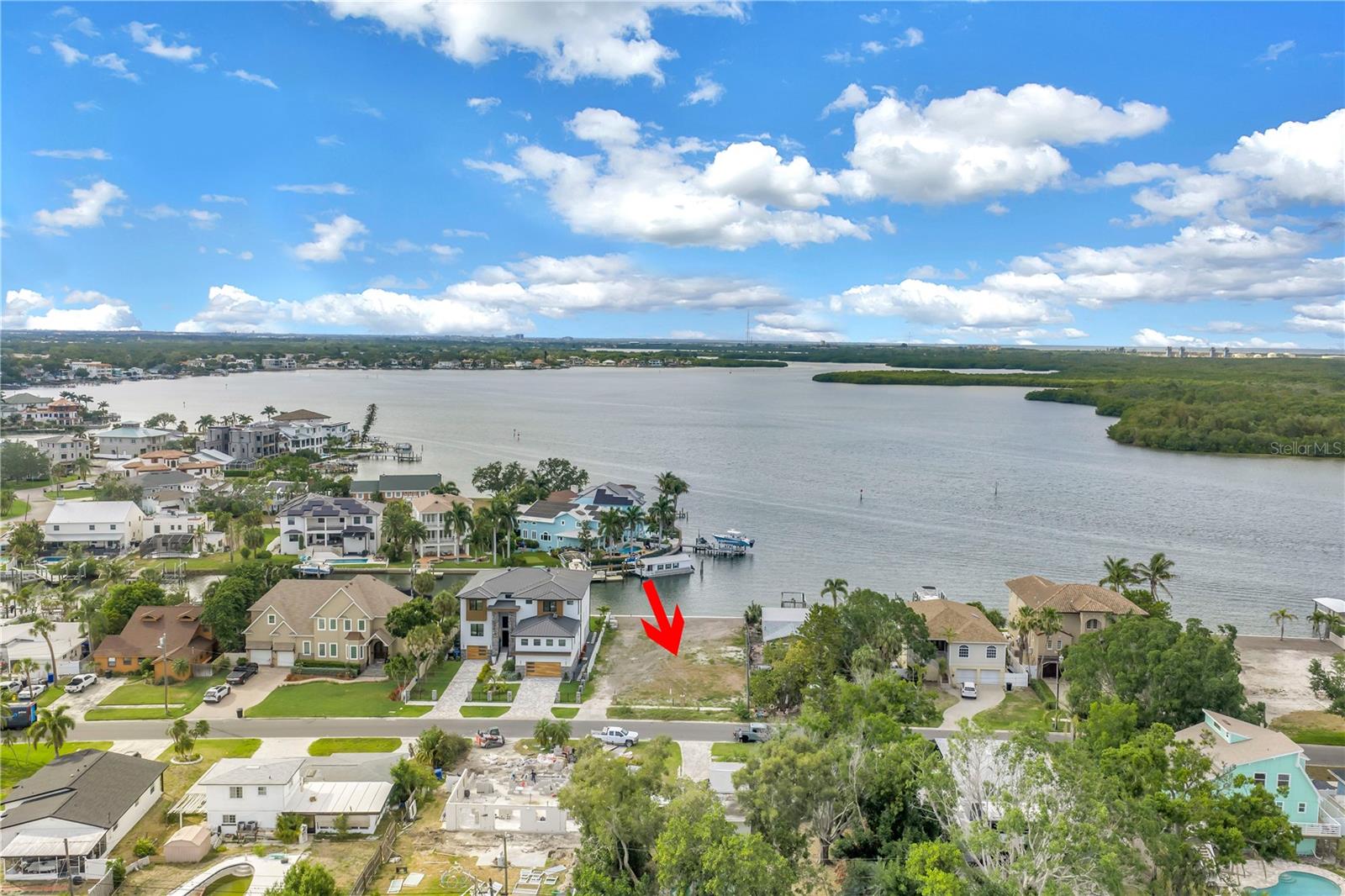 SHORE ACRES EDGEWATER SEC - Land