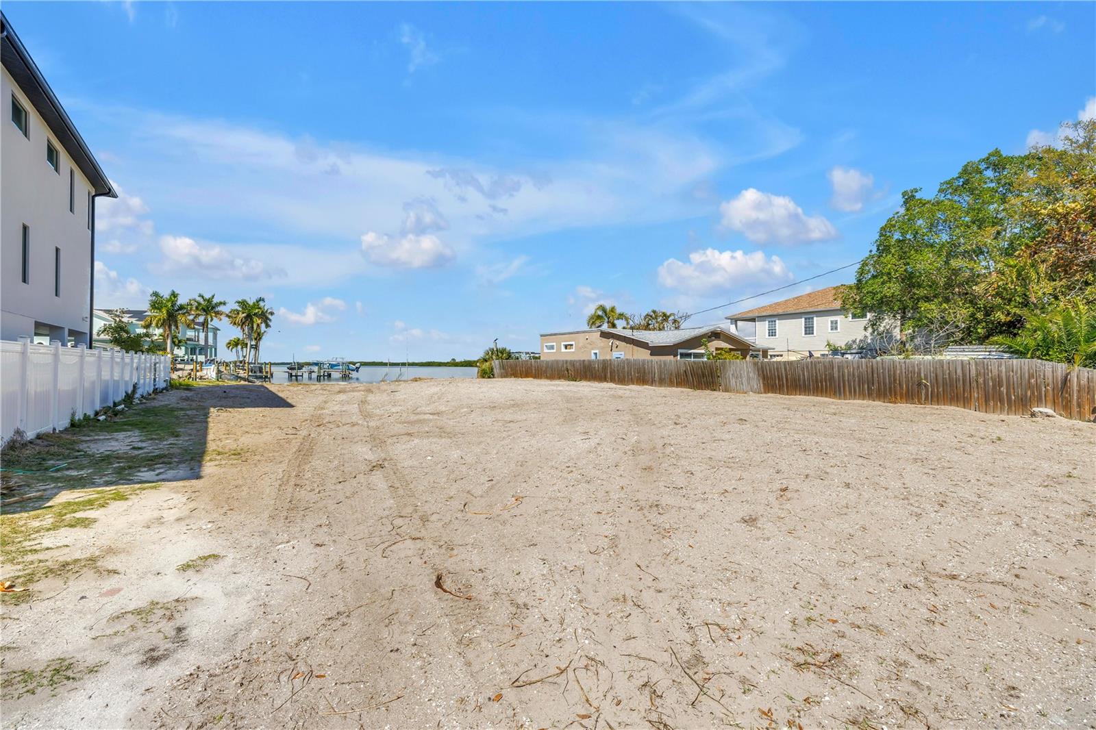 SHORE ACRES EDGEWATER SEC - Land